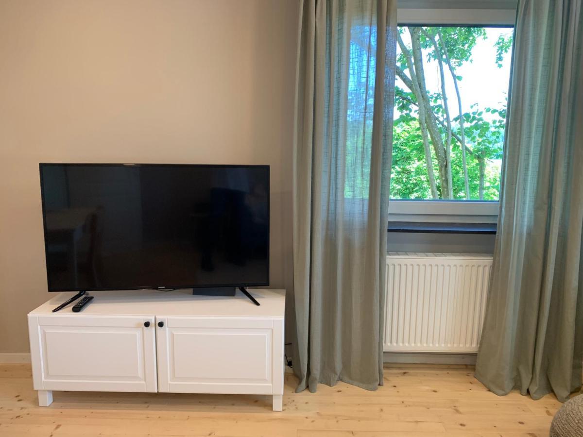 Moderne Wohnung Im Gruenen Mit Privatem Garten Donaueschingen Exteriör bild